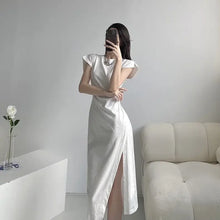 Load image into Gallery viewer, Chic Minimalist White Midi Dress
