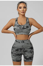 Load image into Gallery viewer, Women Seamless Tie Dye Yoga Set Quick Dry Sports Bra Shorts Lightweight Breathable Workout Outfit
