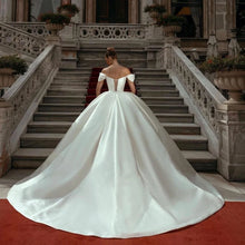 Load image into Gallery viewer, Elegant White Wedding Dresses 2023 Off Shoulder Sweep Train Bride Dress Lace Up Back Satin Wedding Evening Gown Vestido De Novia
