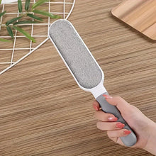 Load image into Gallery viewer, Double-Sided Pet Hair Remover, Manual Electrostatic Sticky Lint Brush, for Cat, Clothing, Sofa, Furniture,  Carpet Cleaning
