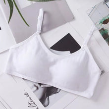 Load image into Gallery viewer, Cotton Sports Training Bras Casual Back Buckle Teenage Lingerie No Steel Rings Sports Bra Elastic Breathable Student Underwear
