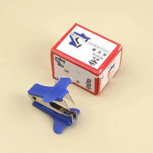 Load image into Gallery viewer, Nail Remover Tool 1 Piece Labor Saving Ergonomic Handle Easy Removal for Home and Salon Use

