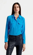 Load image into Gallery viewer, Women Real Silk Shirts Classic Double Pockets Solid Color Casual Fashion Long Sleeve Thin Shirt Blouses Tees

