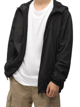 Load image into Gallery viewer, Men’s Camouflage Mesh-Lined Hooded Jacket
