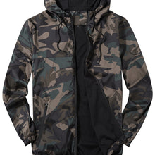 Load image into Gallery viewer, Men’s Camouflage Mesh-Lined Hooded Jacket
