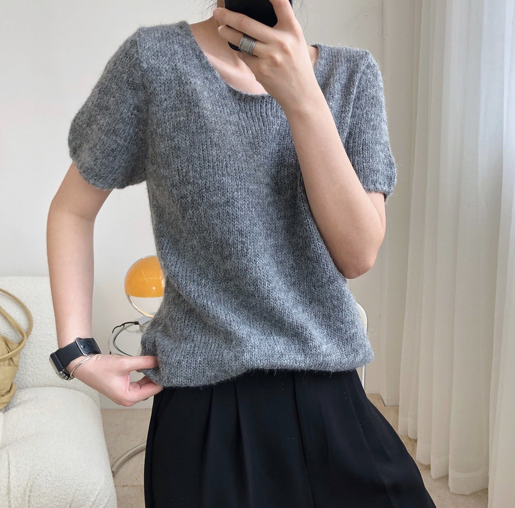 Simple lazy wind round collar sea hair short-sleeved sweater