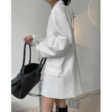 Load image into Gallery viewer, Hipster lapel white suit wide shoulder loose slim jacket out
