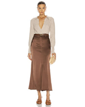 Load image into Gallery viewer, Hungarian niche design acetate satroate high waist tail half skirt
